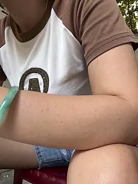 July-lovee online show from 04-24-26, 04:37