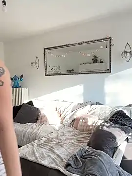 Fiebie licious  online show from 04-14-26, 04:35