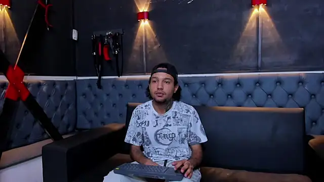 Snapshot of Angelo_Blessed chatting on 05-15-26, 07:21 Angelo Blessed online show from 05-15-26, 07:21