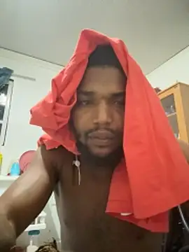 Snapshot of Johnbtte chatting on 03-10-26, 03:11 Johnbtte online show from 03-10-26, 03:11