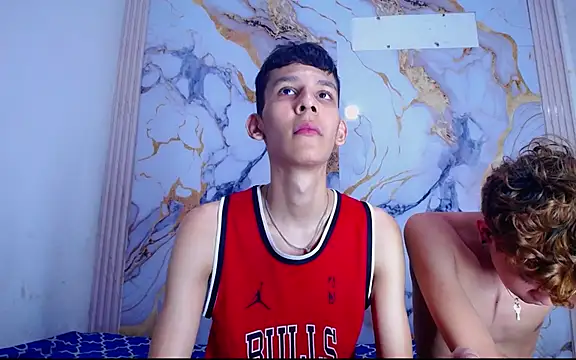 Desire Boys1 online show from 04-21-26, 06:44