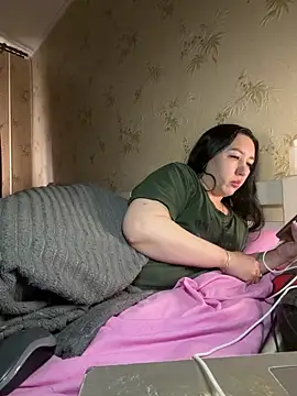 Besthot 2026 online show from 04-23-26, 12:40