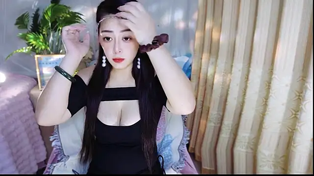 Snapshot of Qingxin309 chatting on 05-08-26, 04:45 Qingxin309 online show from 05-08-26, 04:45