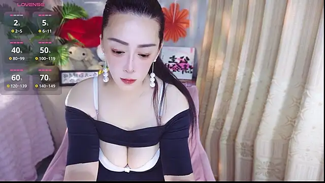 Snapshot of Qingxin309 chatting on 06-05-26, 06:13 Qingxin309 online show from 06-05-26, 06:13
