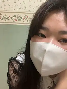 Snapshot of _Saki_ chatting on 03-26-26, 03:17 Saki online show from 03-26-26, 03:17