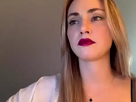 ScarlettSensitive online show from 04-09-26, 03:28