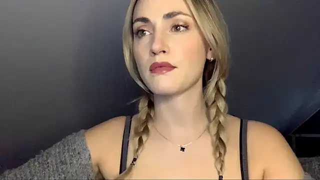 ScarlettSensitive online show from 04-20-26, 02:20