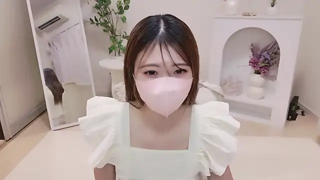 Snapshot of Yua-channel_ chatting on 06-15-26, 11:45 Yua-channel online show from 06-15-26, 11:45