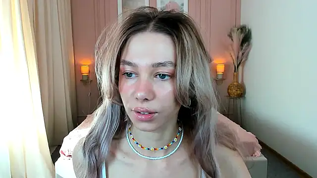 LuluAlis online show from 04-23-26, 01:13