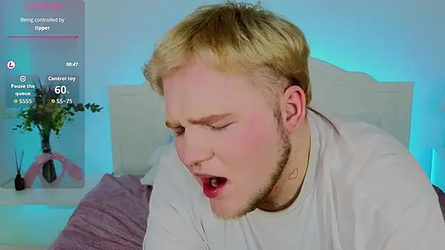 BlondeRebe online show from 03-10-26, 04:06