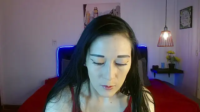 Snapshot of Mylu_xx chatting on 06-04-26, 01:28 Mylu xx online show from 06-04-26, 01:28