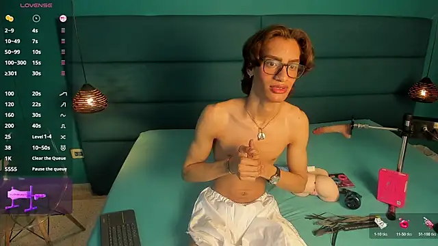 willturneer online show from 04-15-26, 04:30