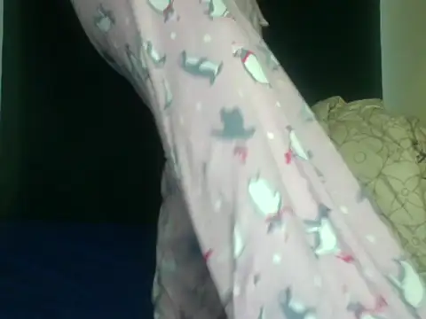 Snapshot of Sexxybella_ chatting on 03-28-26, 06:02 Sexxybella online show from 03-28-26, 06:02