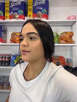 Bella-Ferrer online show from 05-12-26, 06:27
