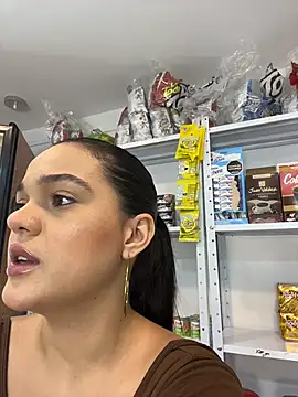 Bella-Ferrer online show from 07-10-26, 06:10