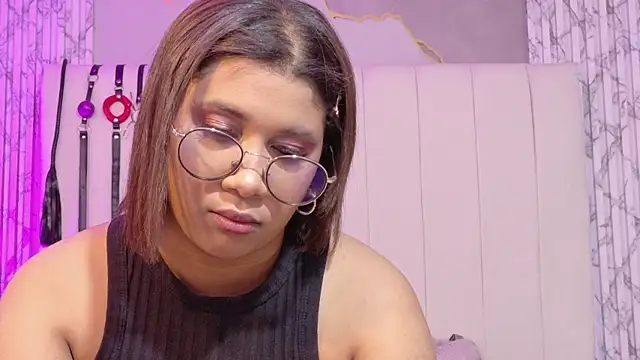 Snapshot of LorenaDuval chatting on 06-08-26, 07:14 LorenaDuval online show from 06-08-26, 07:14