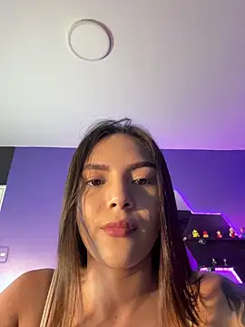 Adalyn Cute online show from 04-13-26, 11:27