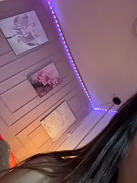 zoe  baker online show from 04-13-26, 02:22