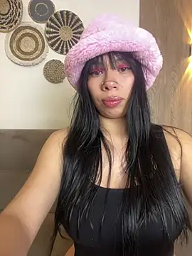 Queen Chanel XXX online show from 05-10-26, 08:14