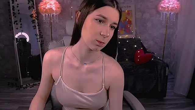 EmyHarrington online show from 03-18-26, 12:52