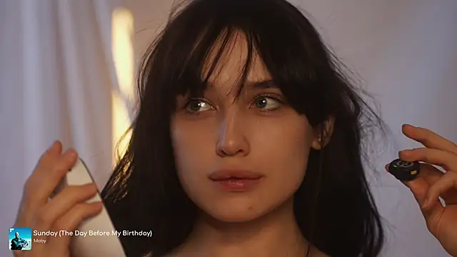 Snapshot of horneyjozy chatting on 06-19-26, 05:06 horneyjozy online show from 06-19-26, 05:06