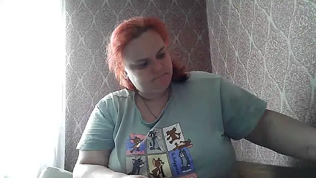 Snapshot of DollyGersonn chatting on 05-28-26, 06:32 DollyGersonn online show from 05-28-26, 06:32