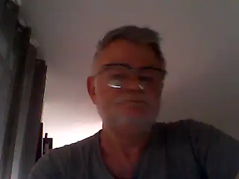 Snapshot of oura chatting on 06-30-26, 07:42 oura online show from 06-30-26, 07:42
