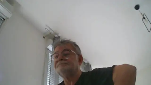 Snapshot of oura chatting on 07-24-26, 08:01 oura online show from 07-24-26, 08:01