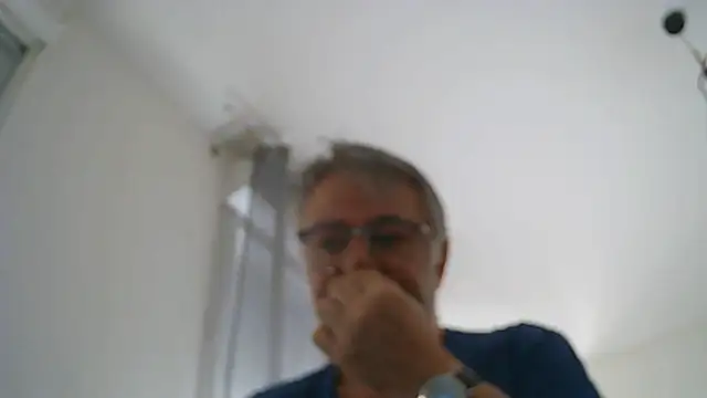 Snapshot of oura chatting on 08-04-26, 07:22 oura online show from 08-04-26, 07:22