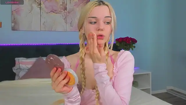 Mimi angels online show from 05-27-26, 01:13