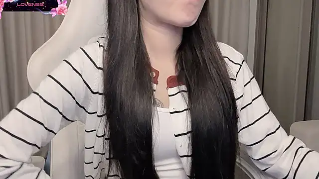 Ngan-Baby online show from 03-26-26, 01:17