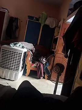 Desii rockstarr online show from 04-21-26, 08:31