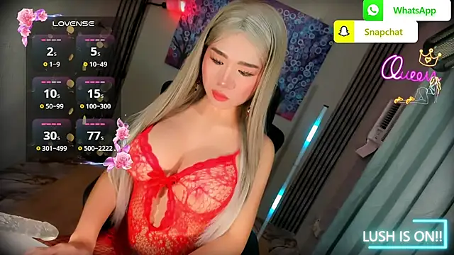 Snapshot of xBigSurpriseLorainex chatting on 05-16-26, 04:39 xBigSurpriseLorainex online show from 05-16-26, 04:39