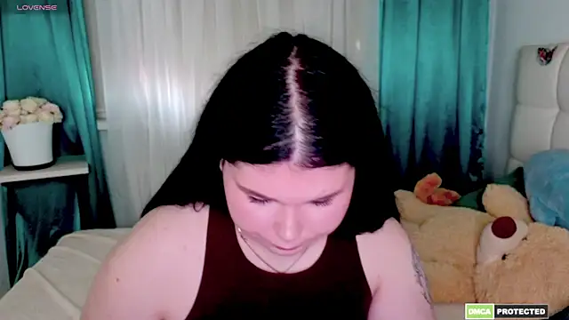 Dalila Lay online show from 04-27-26, 09:18