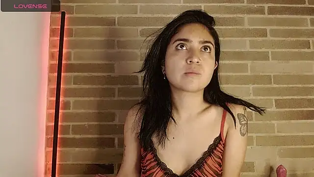 sweet-little online show from 05-23-26, 01:48