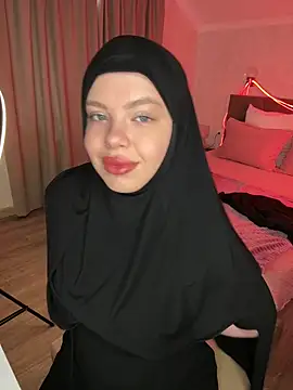 RedheadQueen  online show from 04-28-26, 02:11