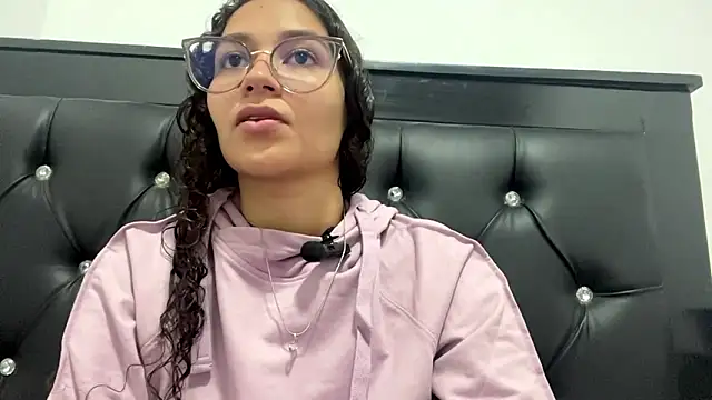 Snapshot of LoritaBreyfogle chatting on 03-12-26, 07:09 LoritaBreyfogle online show from 03-12-26, 07:09