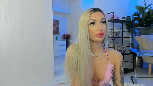 ArianaXO  online show from 04-06-26, 05:30