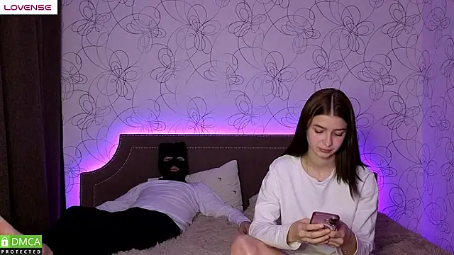 Snapshot of Dyavoll666 chatting on 03-18-26, 04:54 Dyavoll666 online show from 03-18-26, 04:54