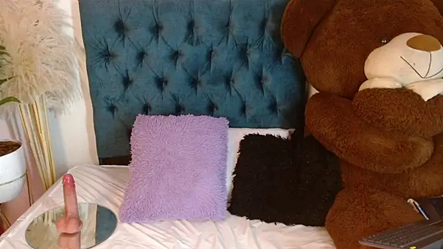 Rebeldana online show from 04-18-26, 10:52