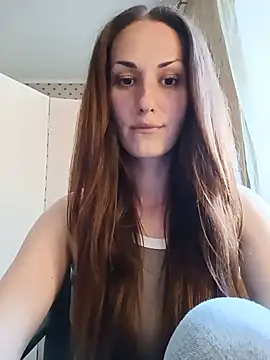 LunaCrystall online show from 05-22-26, 03:39