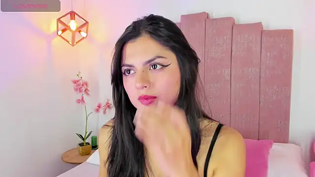 Zoee Kravitz online show from 03-20-26, 10:03