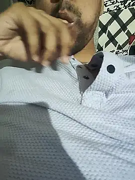 Lucy8992 4u online show from 04-11-26, 03:16