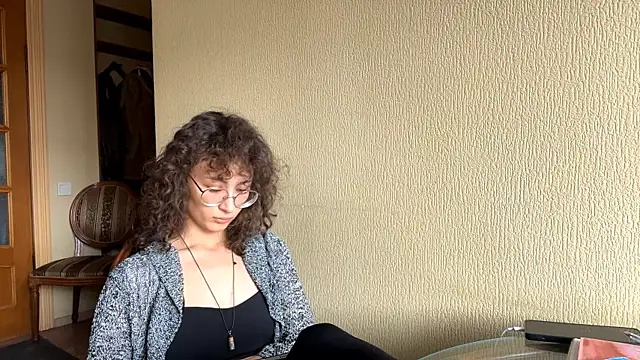 Snapshot of AngelesRavetto chatting on 03-12-26, 08:31 AngelesRavetto online show from 03-12-26, 08:31