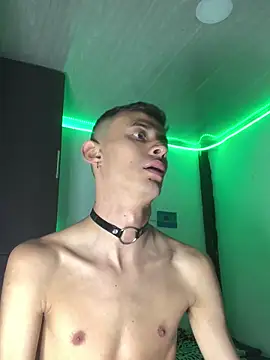 Snapshot of Emil_prx chatting on 03-13-26, 02:45 Emil prx online show from 03-13-26, 02:45