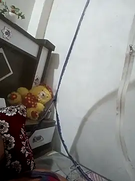 Snapshot of vick1432 chatting on 03-24-26, 12:04 vick1432 online show from 03-24-26, 12:04