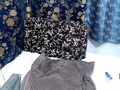  taeyong online show from 04-21-26, 10:43