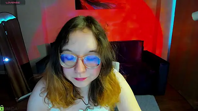 Snapshot of Aleks-caster chatting on 03-24-26, 10:20 Aleks-caster online show from 03-24-26, 10:20