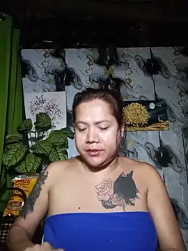 Snapshot of Exoticcashly chatting on 06-16-26, 05:48 Exoticcashly online show from 06-16-26, 05:48