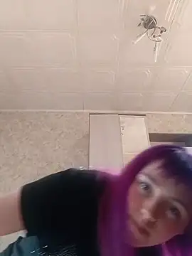 Snapshot of RuthJohnes chatting on 03-22-26, 02:09 RuthJohnes online show from 03-22-26, 02:09